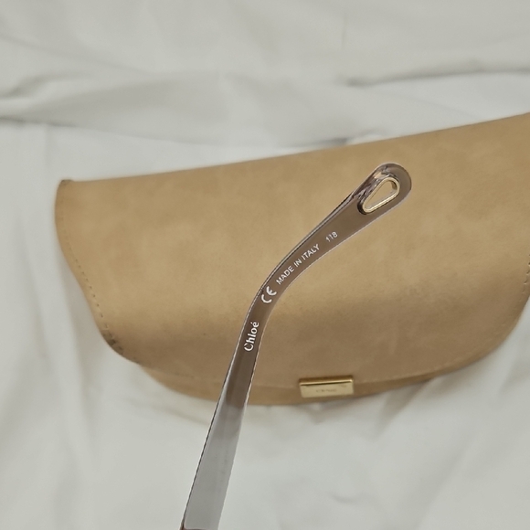 Chloe Black Gradient Sunglasses with Tan Case - Picture 5 of 6